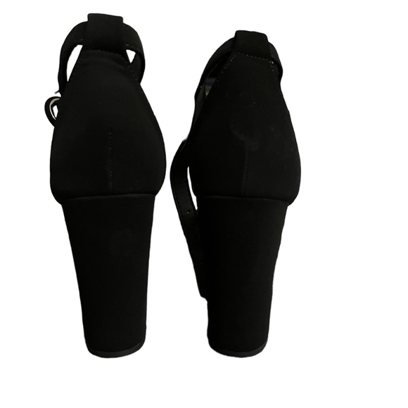 Quipid NWT black heels Size 7 - Picture 3 of 5